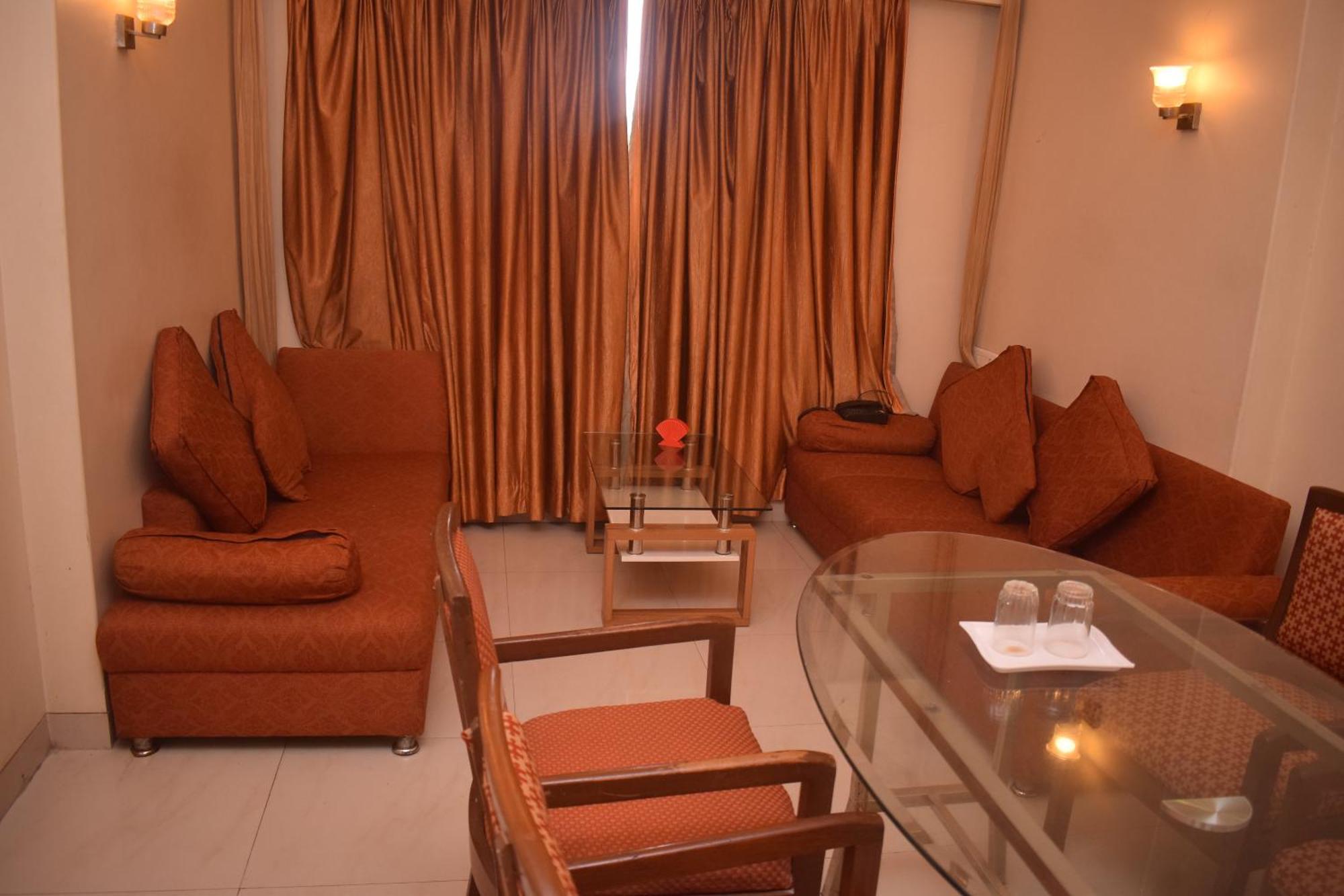 Hotel Dhiraj Thane Exterior photo